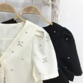 黑色重工镶钻泡泡袖上衣+高腰阔腿短裤套装